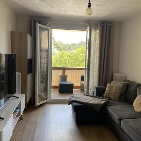 Lejlighed Spacious T2 In The Heart Of *
